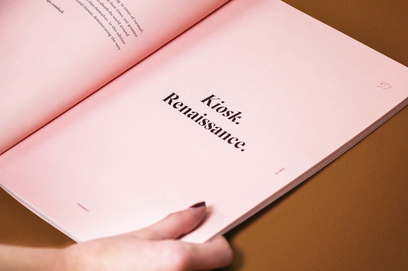 Open magazine with "Kiosk. Renaissance." text.